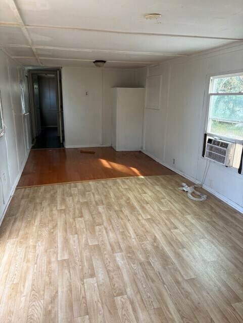 Foto del edificio - 920 Boardwalk Ln