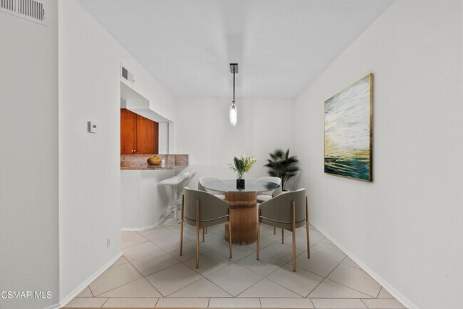 Foto del edificio - 5580 Spanish Oak Ln
