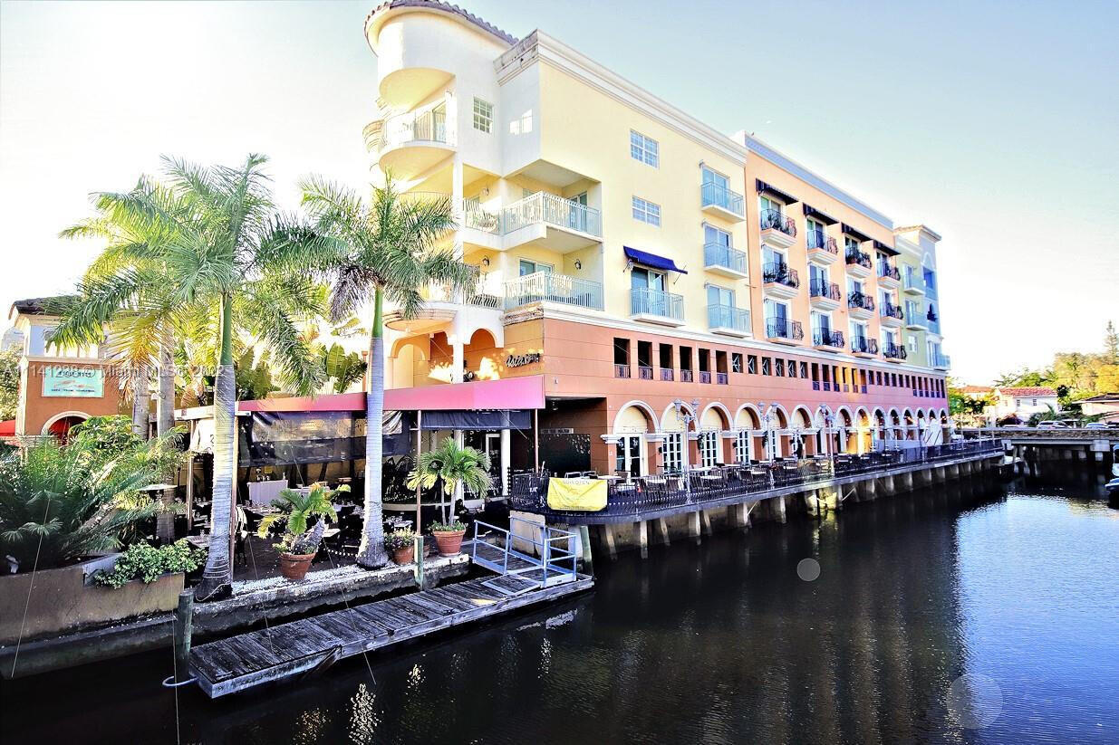 Primary Photo - 1111 E Las Olas Blvd