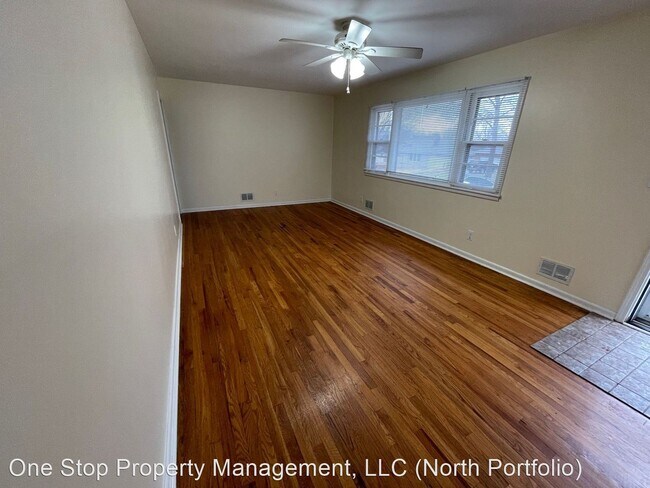 Foto del edificio - 3 br, 1 bath House - 3812 S Spring St