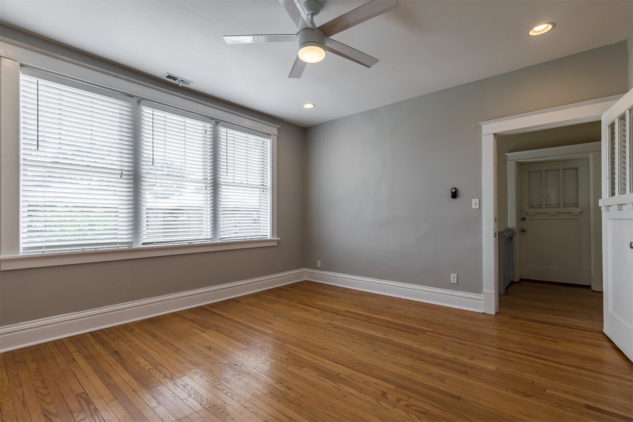 Foto principal - 4501-4503 Wichita Ave