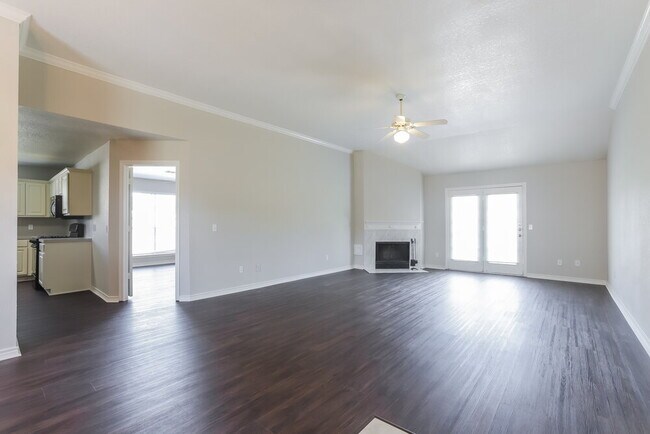 Foto del edificio - 6750 Liberty Valley Dr