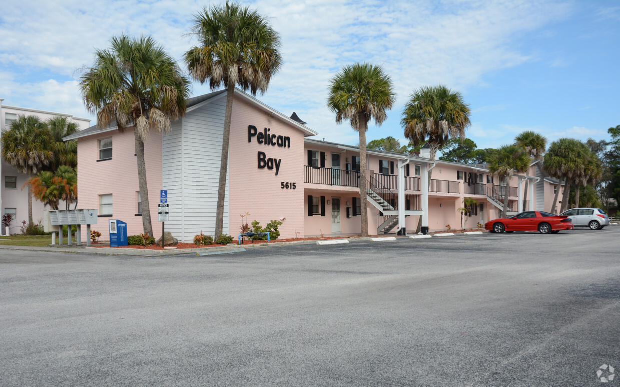 Building Photo - Pelican Bay