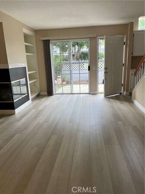 Foto del edificio - 8248 Inglenook Pl