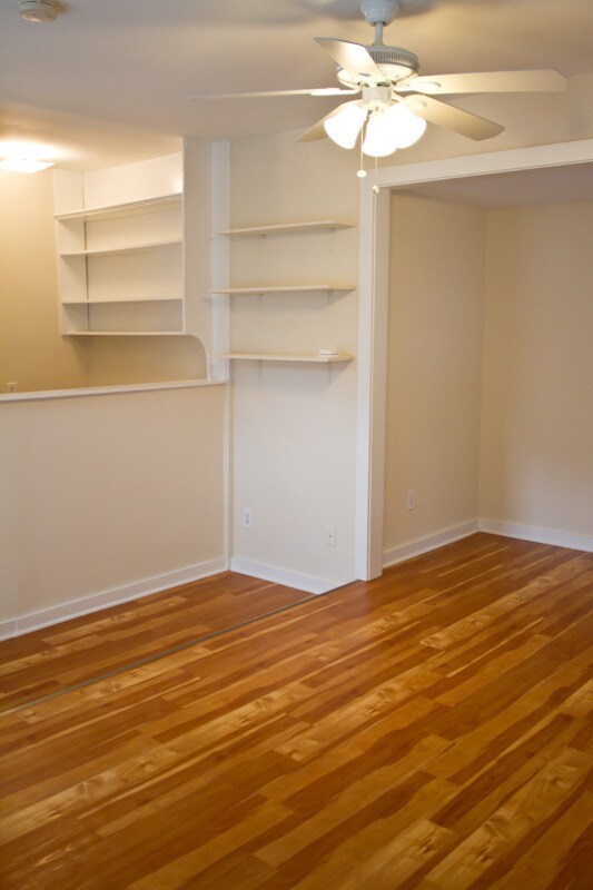 Foto del edificio - Adorable studio apartment, walk to UNC and...