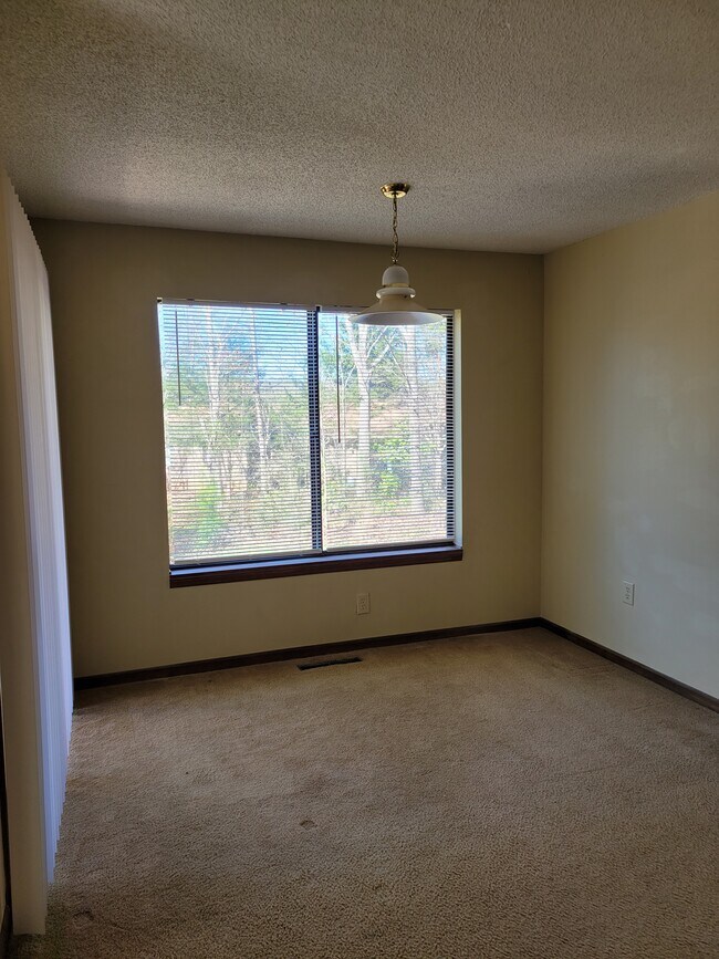 107 Clemson View Dr Unit D1, Seneca, SC 29678 Apartments in Seneca