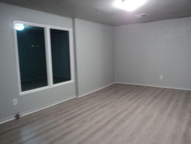 Foto del edificio - 1215 SW E Ave Lawton Ok, 73501