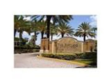 Foto principal - 2021 Renaissance Blvd