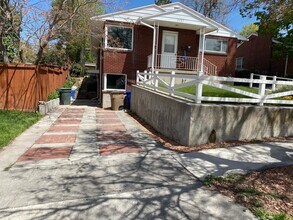 Building Photo - 2507 S Downington Ave