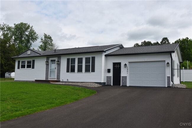 Building Photo - 1401 Woodbury Dr
