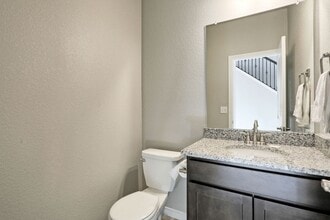 Building Photo - 5633 Maher Ave