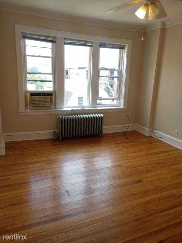 Primary Photo - 4604 N Kildare Ave