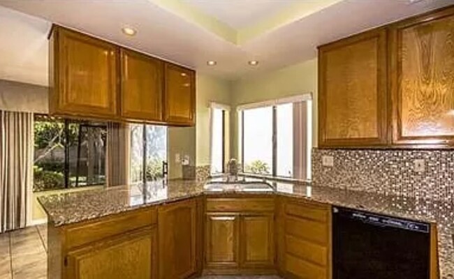 Foto del edificio - 4039 Lamarr Ave