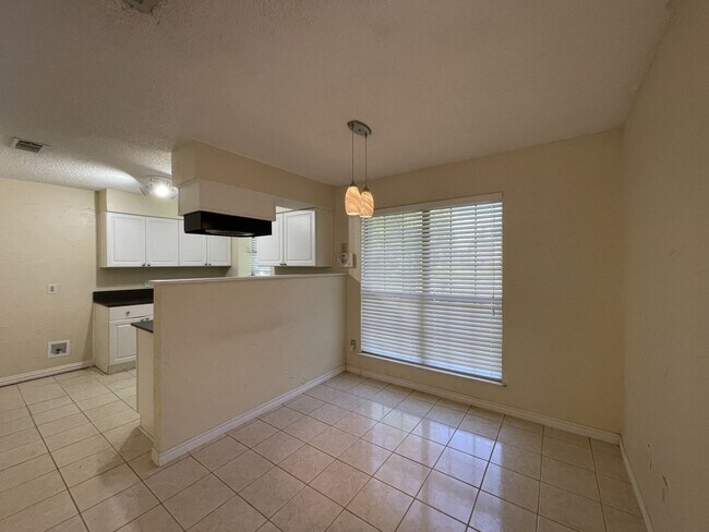 Foto del edificio - 5219 Stage Trail Dr, Arlington, TX 76017