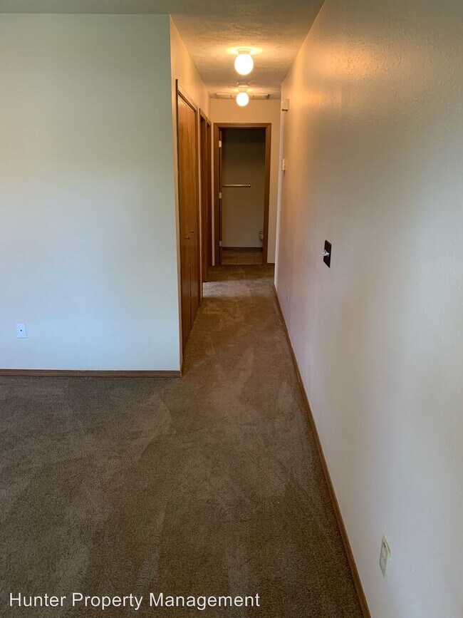 Foto del edificio - 935-935 W Edgewood St
