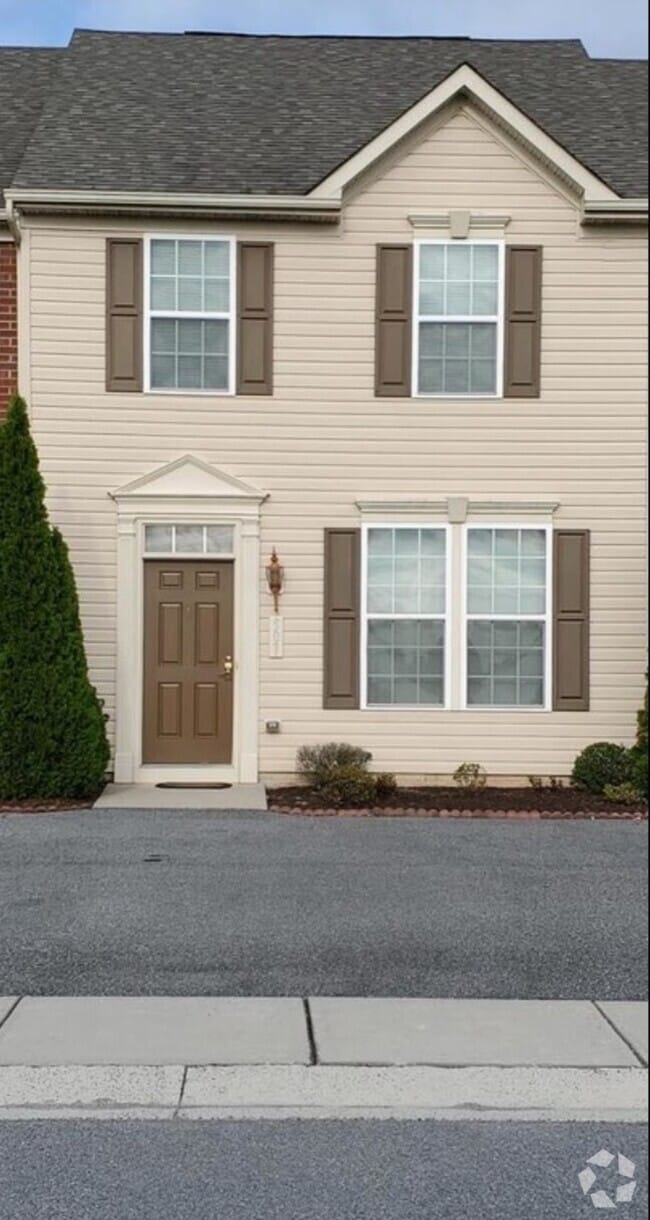 30505 Prince William St, Princess Anne, MD 21853 Townhome Rentals in