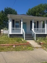 Building Photo - 749 31st St