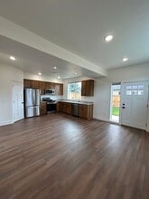 Building Photo - 203 Amusement Ave