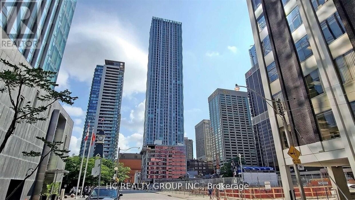 Primary Photo - 1-2701 Yorkville Ave