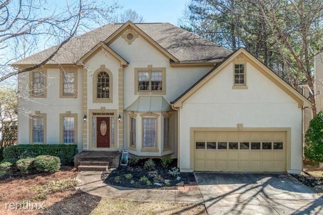 Foto principal - 4 br, 2 bath House - 2195 Wildwood Lake Drive