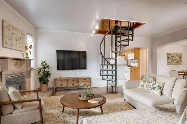Foto del edificio - 3825 E 2nd Ave
