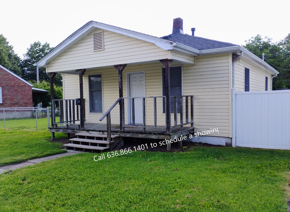 Front - 2015 N 3rd St