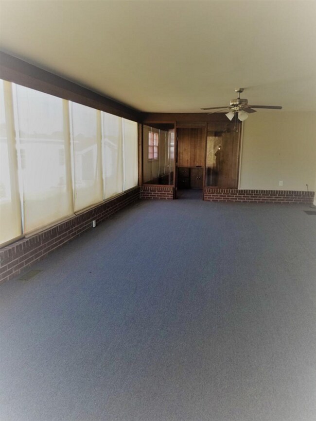 Foto del edificio - 3 bedroom 2 Bath Palmetto Street Florence ...