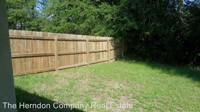 Building Photo - 3049 Schroer Dr