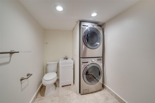 Foto del edificio - 919 SW 7th St