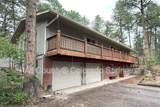 Building Photo - 15080 Deby Dr