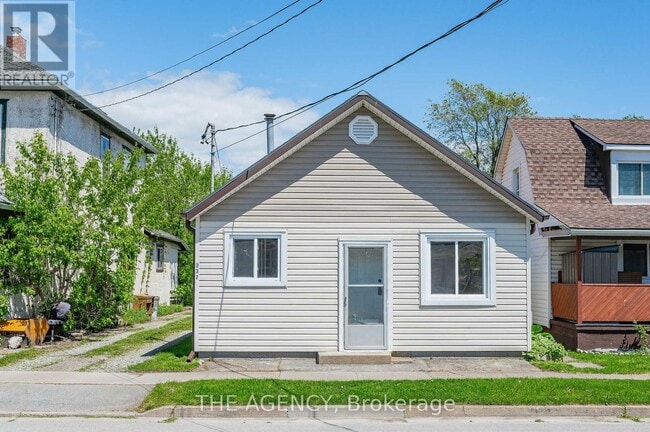 Building Photo - 237 Mitchell St