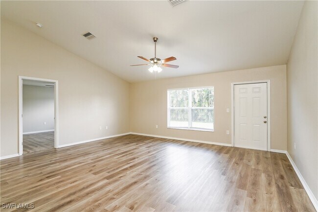 Building Photo - 1817 SW 12th Ln