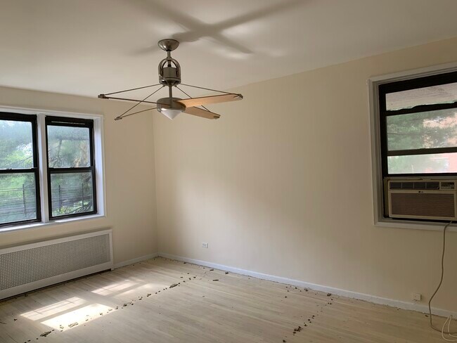 Foto del edificio - 3601 Johnson Ave