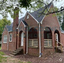 Building Photo - 1234 Polo Rd