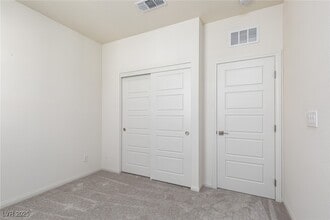 Building Photo - 1474 Whistling Kite St