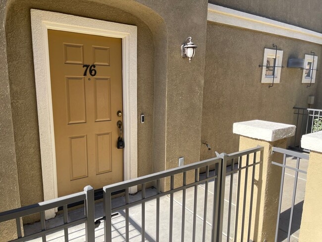 Foto del edificio - Cozy Town Home For Rent