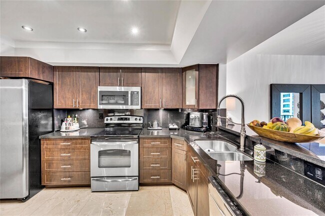 Foto del edificio - 520 Brickell Key Dr