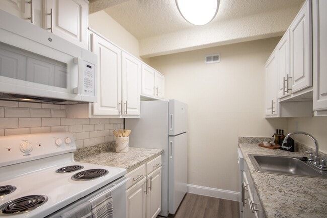 Building Photo - Harvard Square