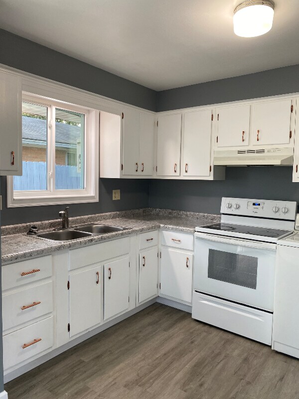 Foto del edificio - 5481 Bellefontaine Rd