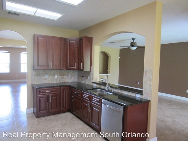 Building Photo - 13033 Moss Park Ridge Dr