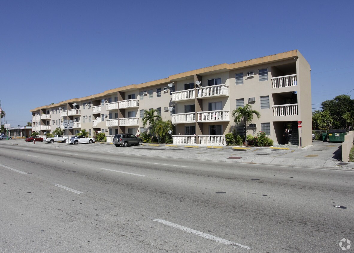 Foto del edificio - 4801 E 8th Ave
