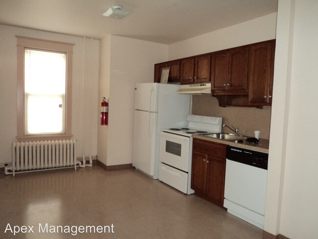 Foto del edificio - 318-320 W Market St