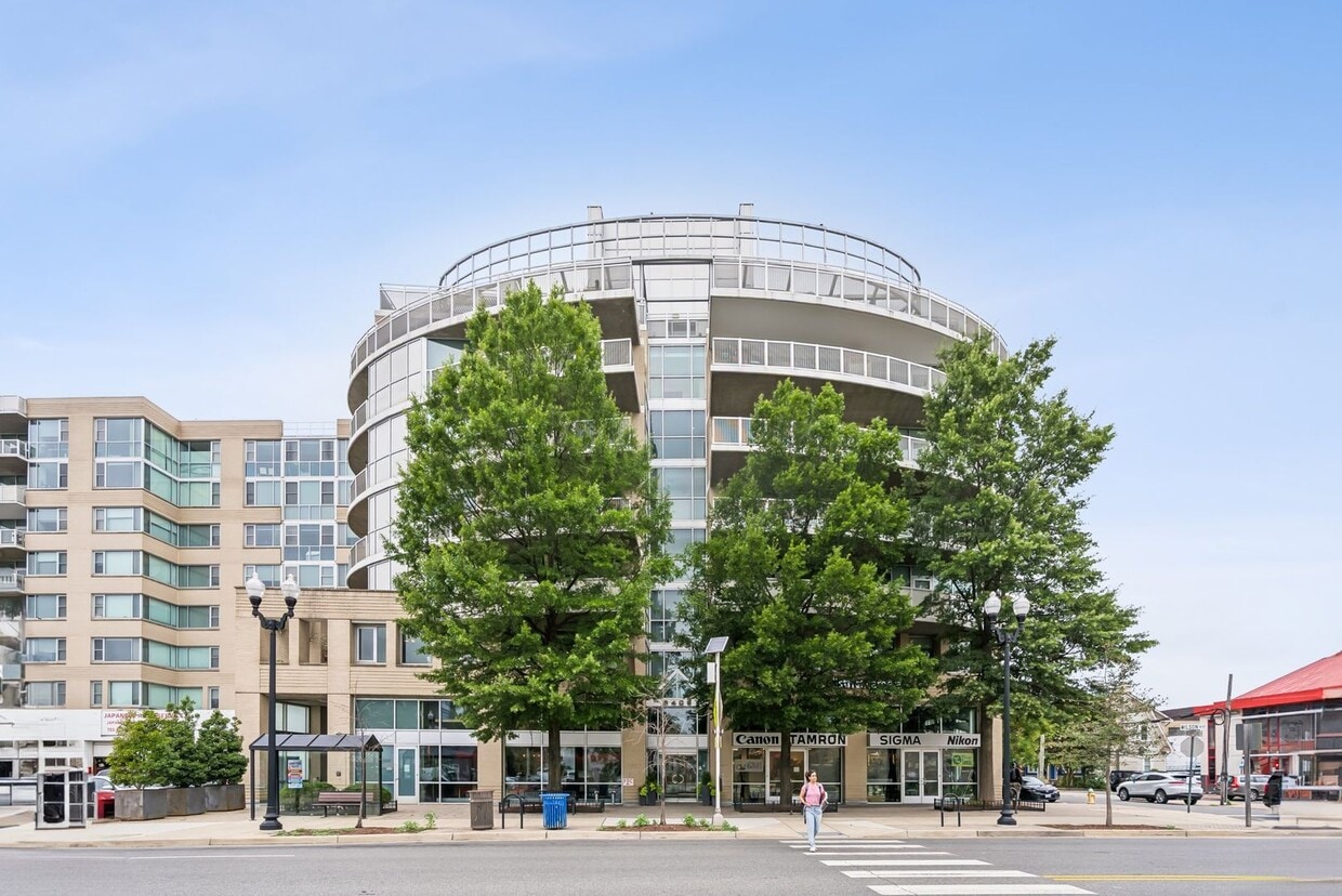 Photo - Welcome to 3409 Wilson Blvd!
