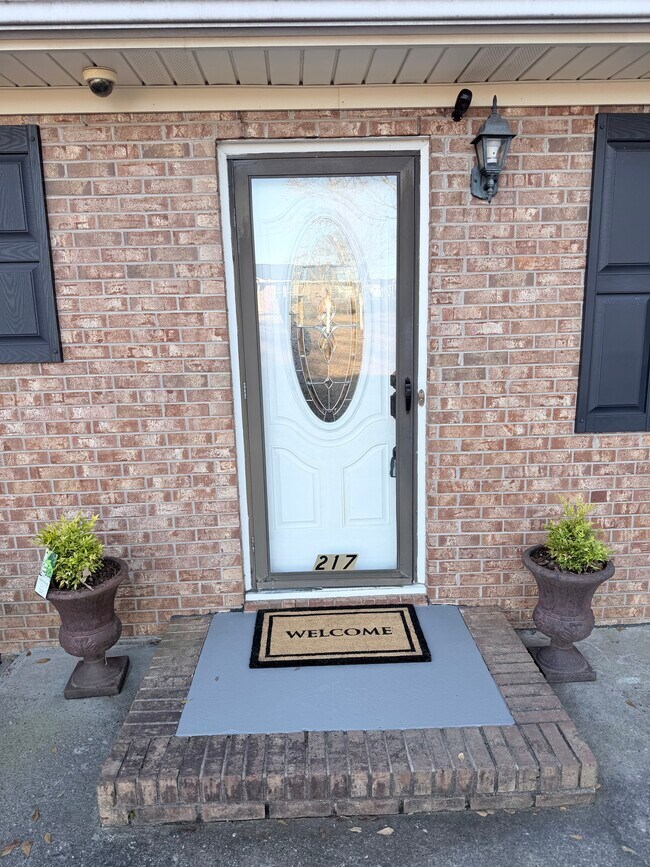 Foto del edificio - 217 Ridgecrest Way