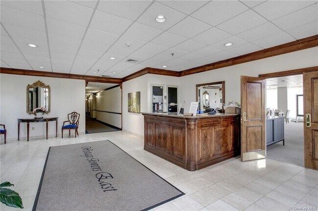 Building Photo - 25 Rockledge Ave