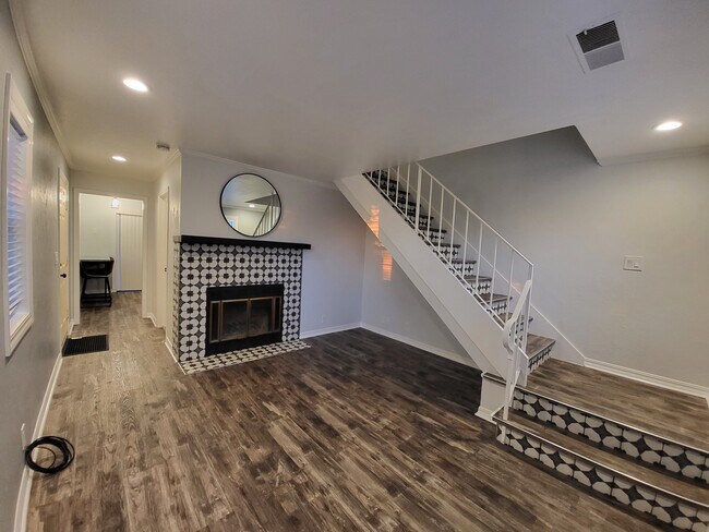 Foto del edificio - 150 Huntley Ave