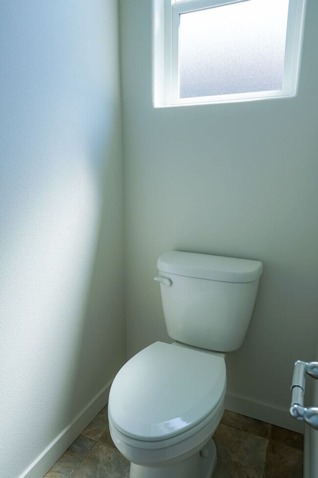 Building Photo - 3 br, 2 bath House - 12330 Gipper Loop