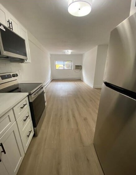 Foto principal - 741 E 6th St