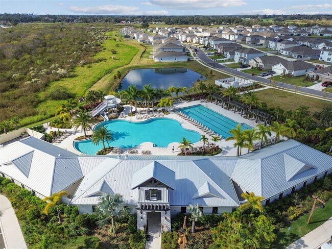 Foto del edificio - 3827 Sunny Spring Street