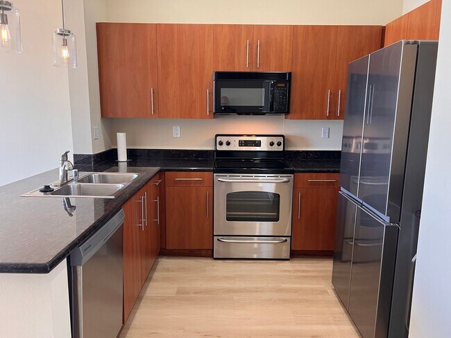 Foto del edificio - $2,500 1 bedroom 1 bathroom San Jose Brickyard Condo Near 280, Downtown SJ and SJSU